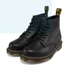 Doc Martens 1460 boots